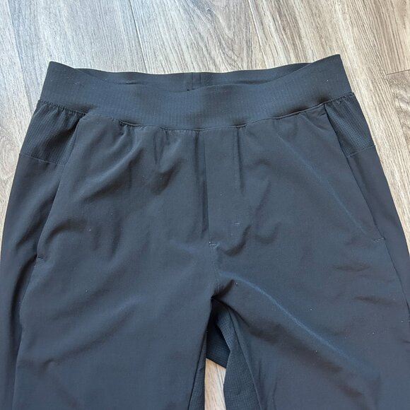 Lululemon Men's In Mind Pant in Black 30" Size M - Picture 5 of 11